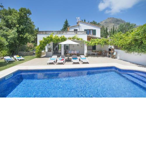 Owl Booking Villa Bocoris - 15 Min Walk to the Beach