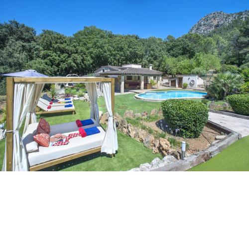 Owl Booking Villa Can Demana - Retreat in the Midst of Nature