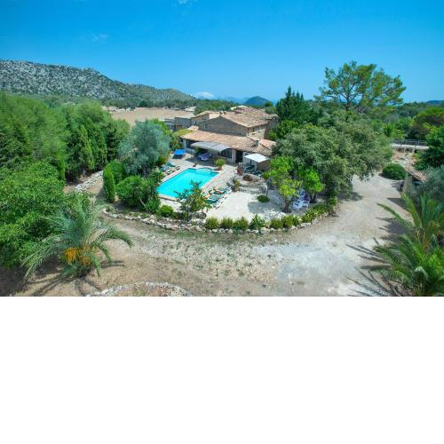 Owl Booking Villa Rafals - Wonder in the Midst of Nature