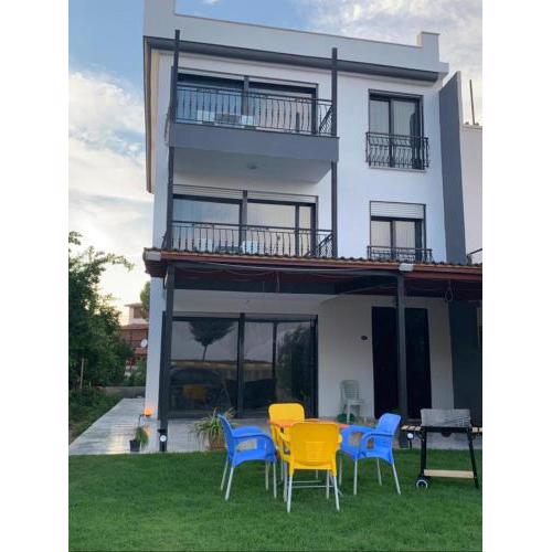 Özbek Apart