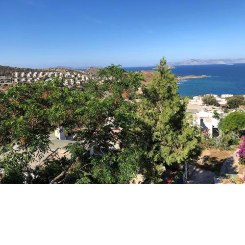 Özel Plajlı Site İçerisinde 3+1 Kiralık Villa