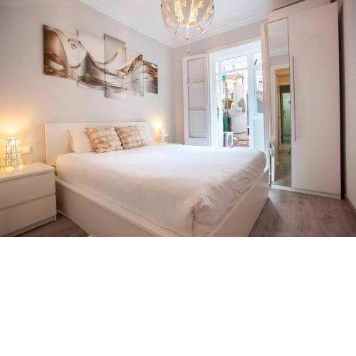 P2PAR255 - Super Bright & New Apartment in the city center