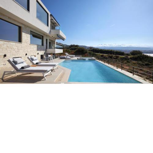 Pachnes Luxury Apartments - Heated Pool, Sea View