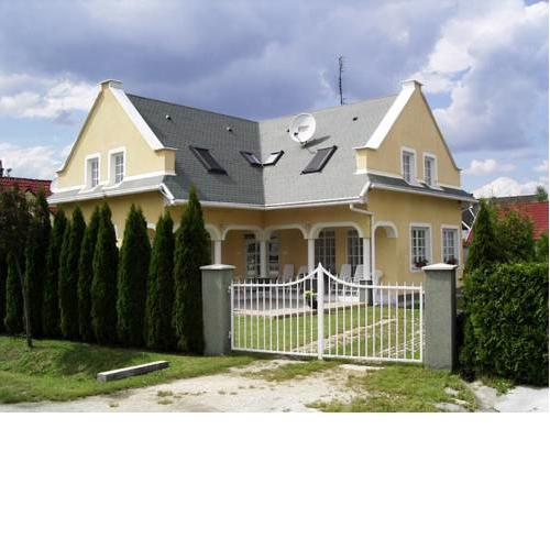 Pacsirta Apartman