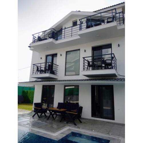 Paddys Villa