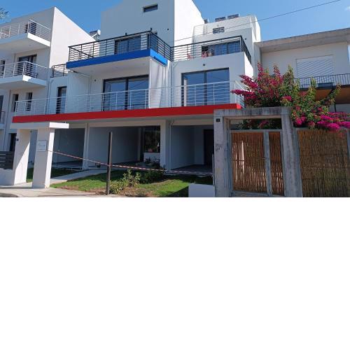 Pagani Green - Luxury Maisonette B2