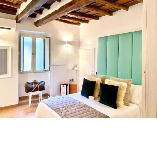 Palace Fontana di trevi Apartments N 32