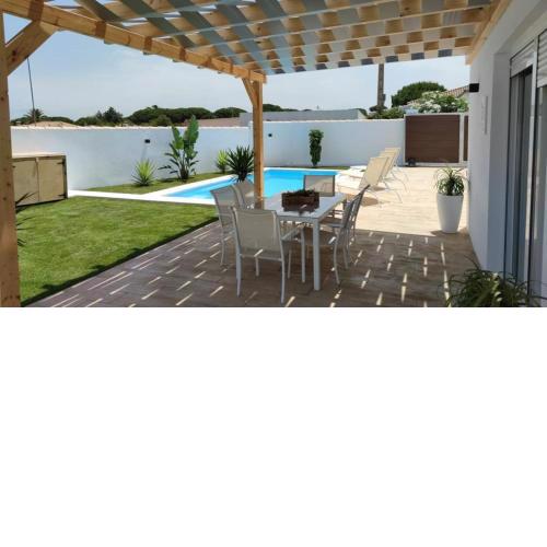 PALAPA GARDEN alojamientos, piscina privada y cerca del mar