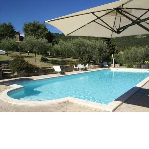 Palatial Villa in Umbertide with Pool Beautiful Views