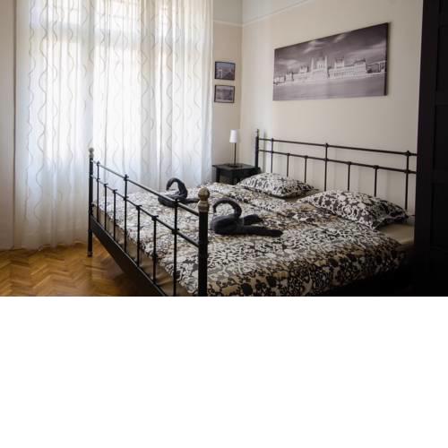 Palatinus Palace Apartments