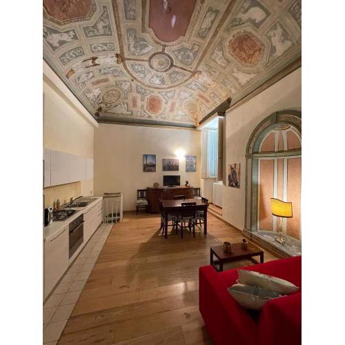 Palazzo Bianchi Bandinelli by FrancigenaApartments
