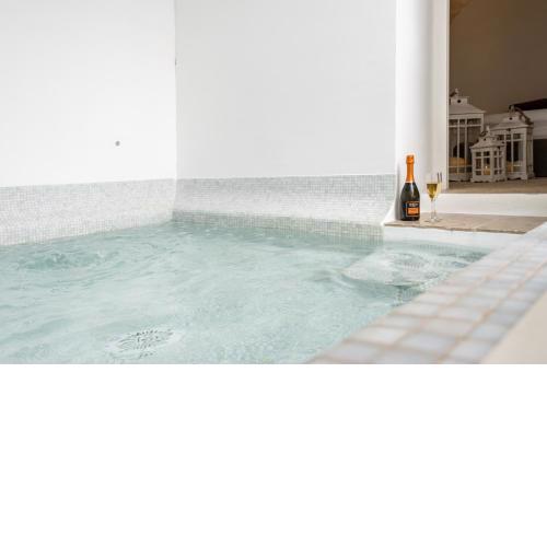Palazzo Rapanà Apt with hydromassage pool
