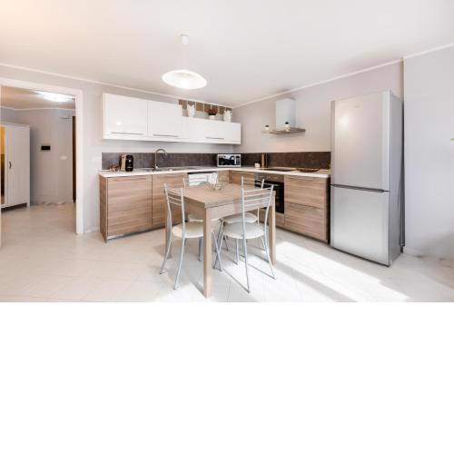 Palazzo Reale Cozy and Bright Apartment