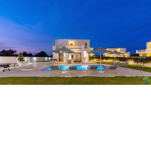 Paleos Hillside Villa