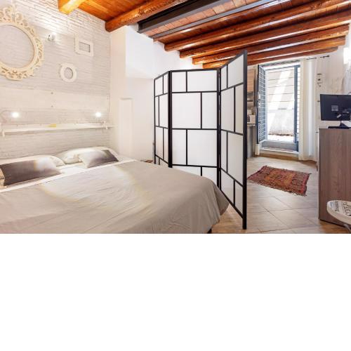 Palermo Palazzo Reale Modern Studio