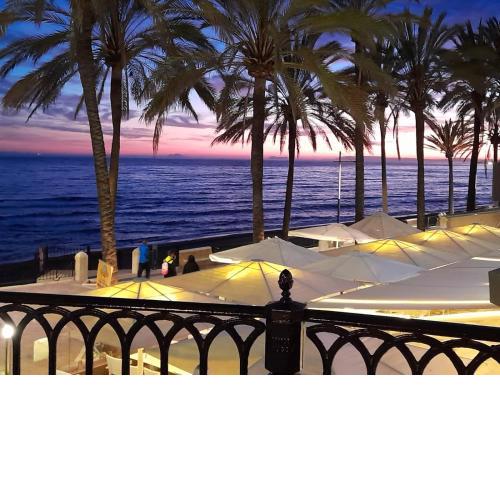 PALM BEACH SUNSET