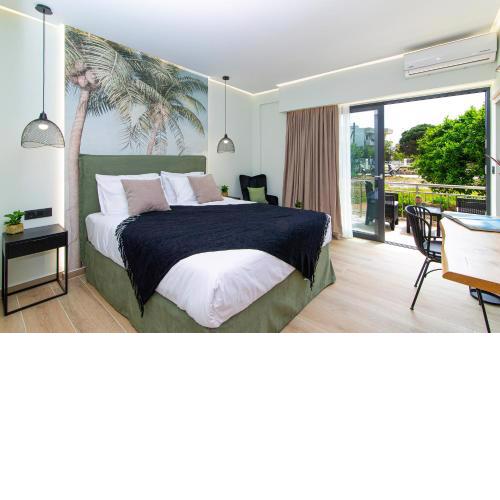 Palm Luxury Suite