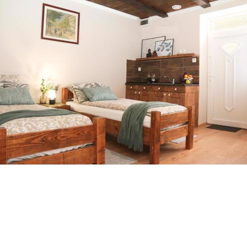 Pálma Apartmanok Szálláshely Százhalombatta 1a
