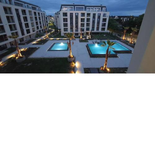 Palms and sea Apartment Azur