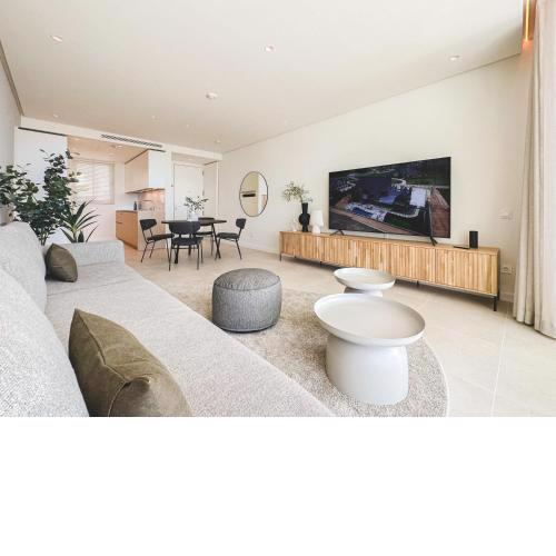 Palo Alto Apartment Indoor Pool Gym View Wifi Parking