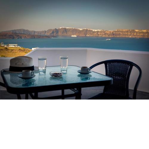 Pancratium Villas & Suites