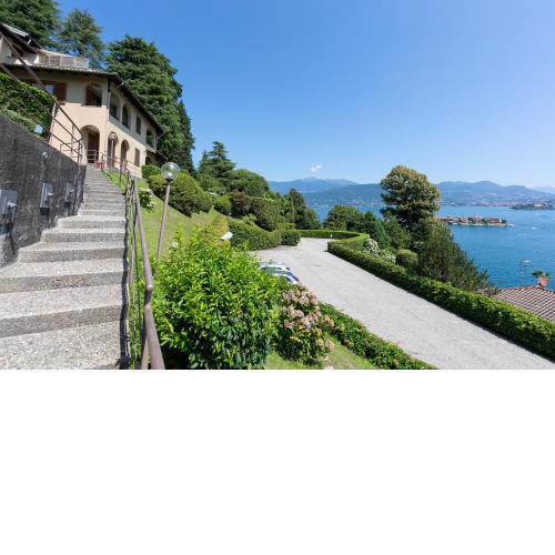 Pandora Lake View Stresa - Happy Rentals