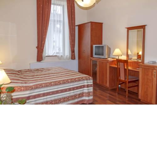 Pannon Hotel