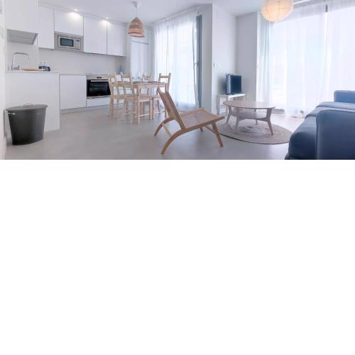 Panorama Beach - Sea Breeze Apartment