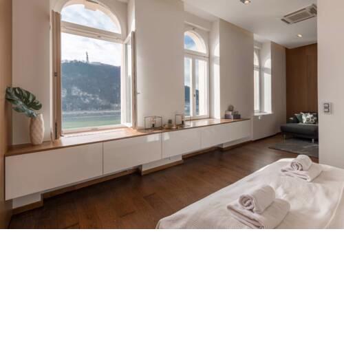 Panorama Luxury Dream Home in The Center
