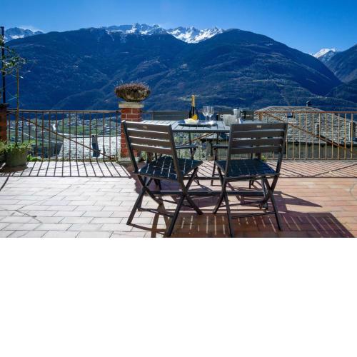 Panoramic Apartment Italian Alps Valtellina near Sondrio, Tirano
