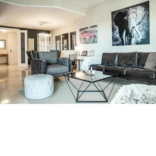 Panoramic flat with pool in Mijas - Ref 224
