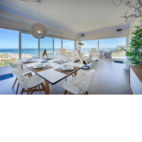 Panoramic view, best location, golf and activities