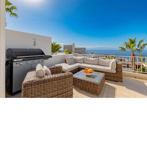 Panoramic View Duplex Apt by Dream Homes Tenerife