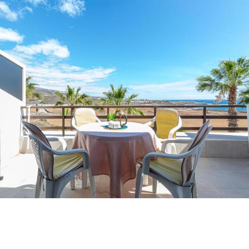 Panoramic View Sunflower Apartment by Dream Homes Tenerife