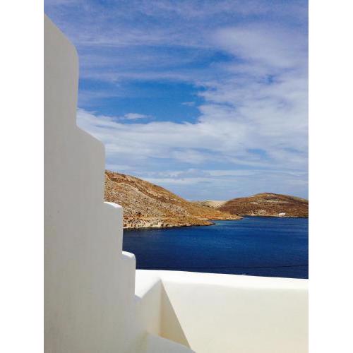 Panormos Art Villas & Suites