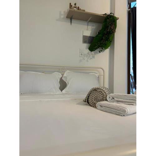 Paola’s apartments near Athens Airport