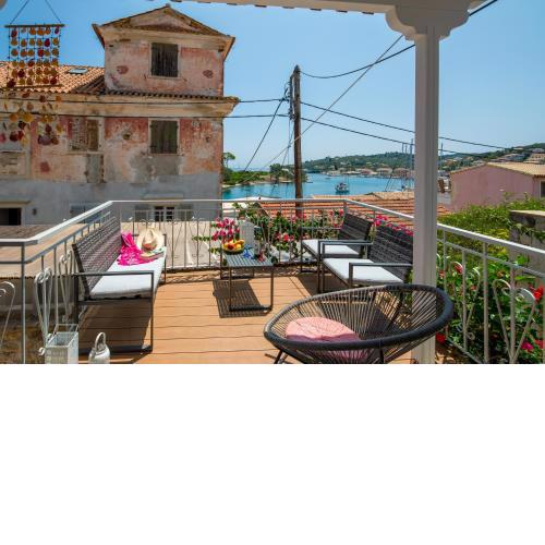 Paola's Full Sea View House
