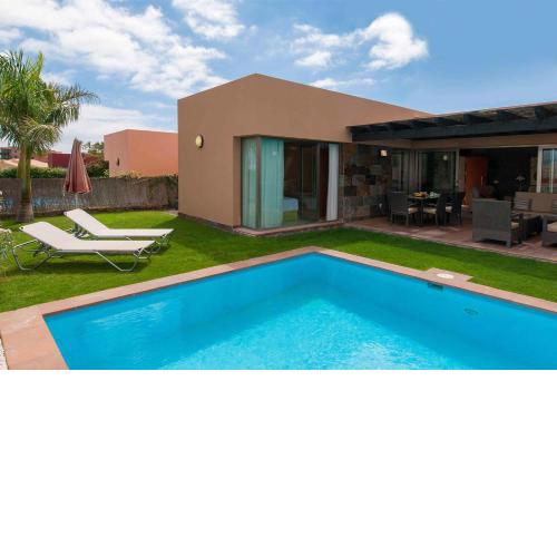 Par 4 Villa 2