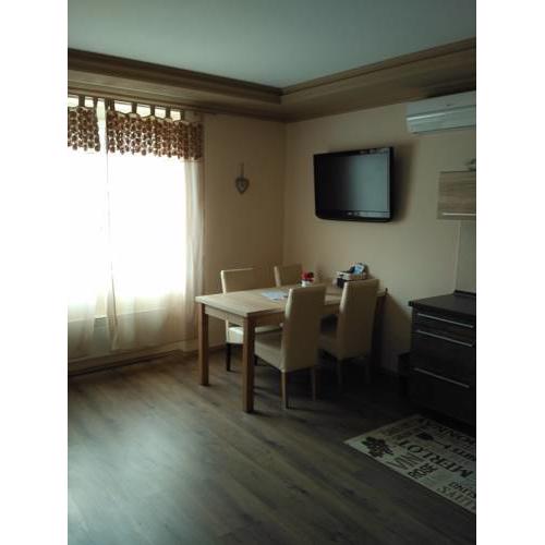 Paradise Apartmanház