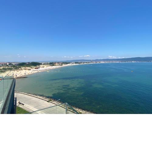 PARADISO 607 Large Luxury Apartment