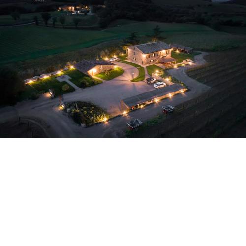 Paradiso di Cacuci - Traditional Tuscan Vineyard & Villa