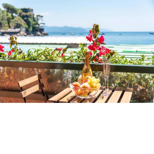 Paraggi Apartment by PortofinoVip