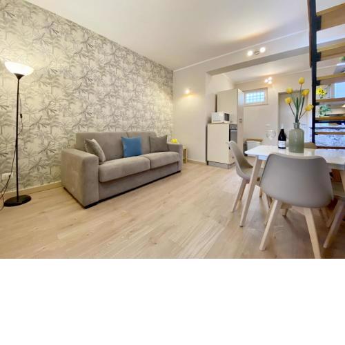 Parisi Apartment