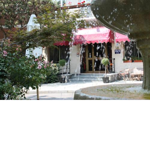 Park Hotel