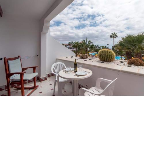 Park Santiago IV 70 - Studio with sea and pool view