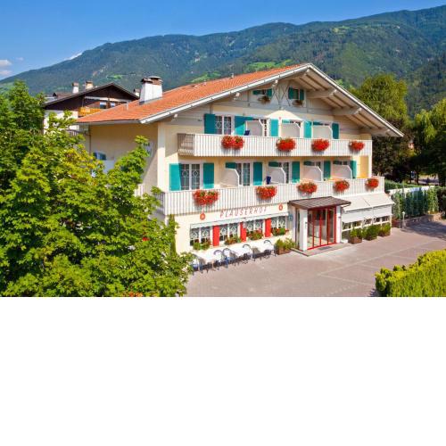 Parkhotel Plauserhof
