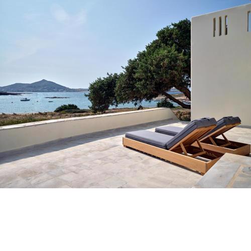 Paros Beach House 01