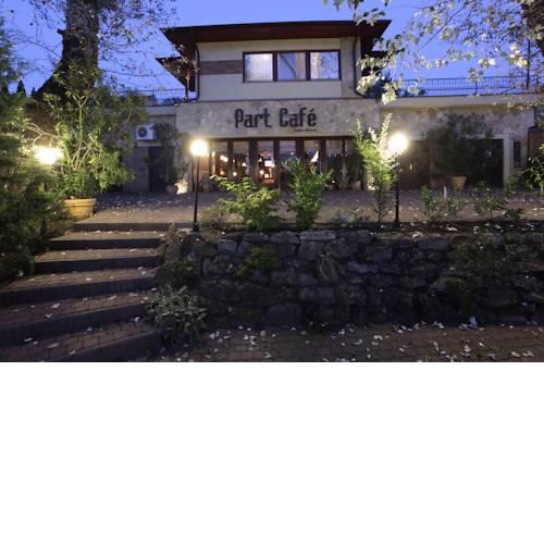 Part Cafe Panzió