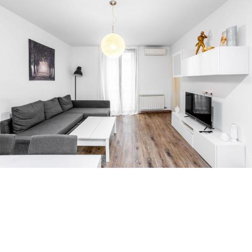 Paseo de Gracia Modern and cozy 3BD - 2BTh