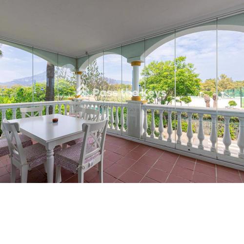 Pass the Keys Apt with Excellent location in Puerto Banus